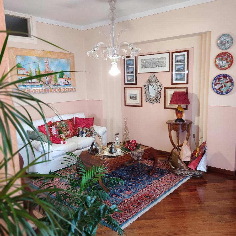 Lovely Casa Paola Villlafranca Centro Zimmer Rooms Виллафранка-ди-Верона Экстерьер фото